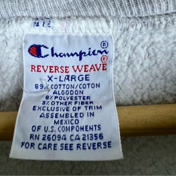 Vintage 1990s College of the Holy Cross Champion Reverse Weave Sweatshirt XL - Picture 5 of 9